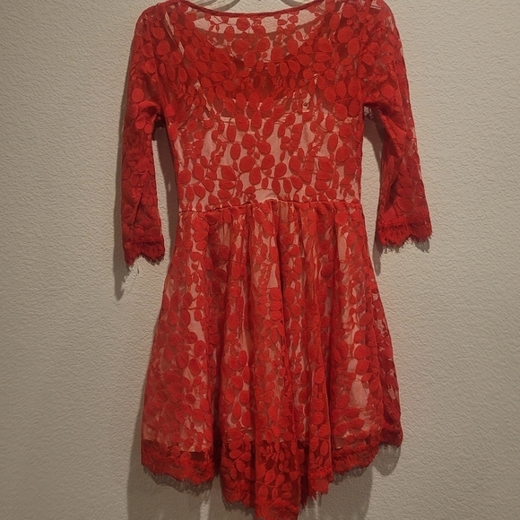 Free People Red/Orange Lace Asymetrical Hem Dress Size 2 - Picture 4 of 12